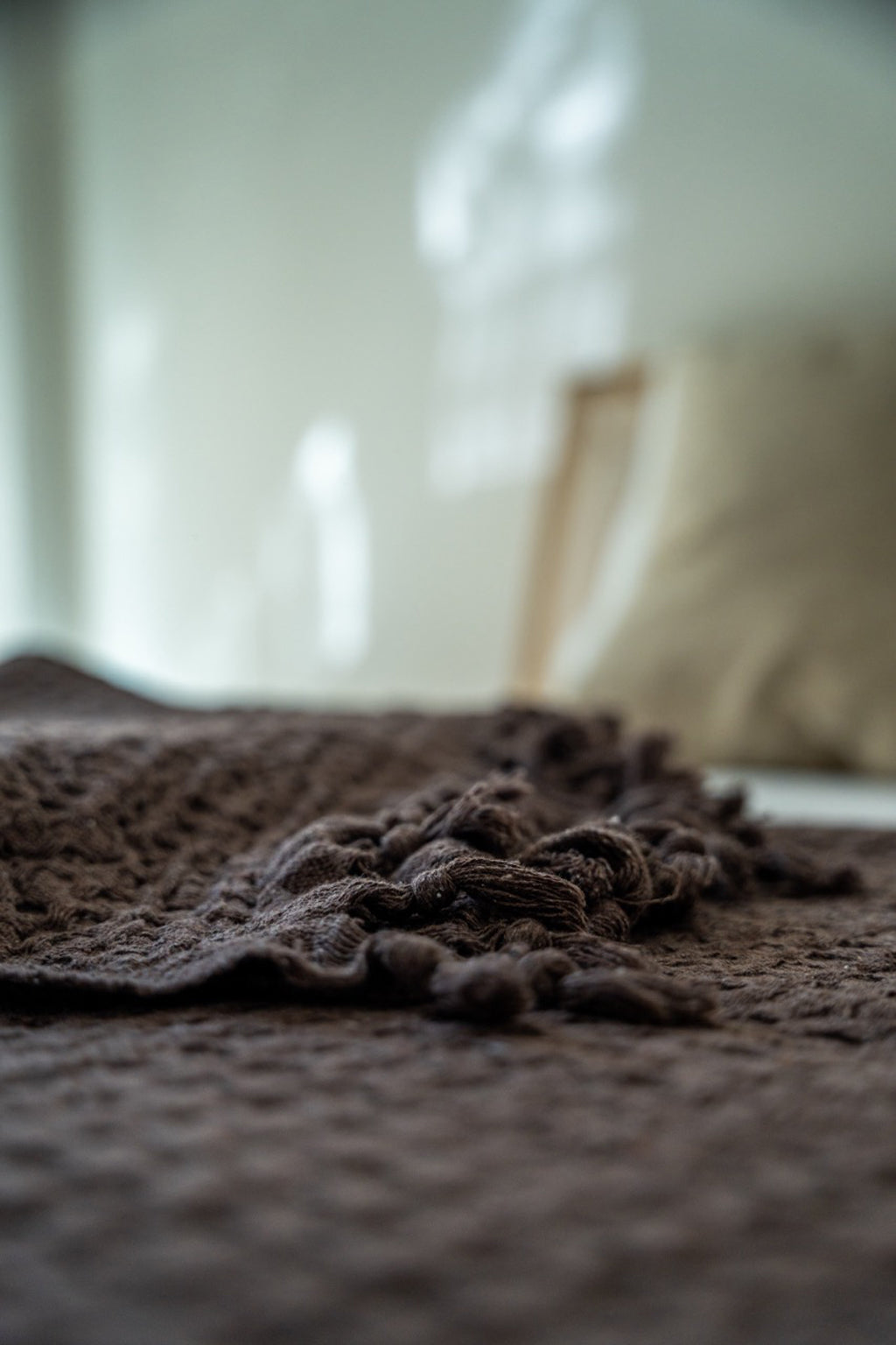 DEEP BROWN TEXTURED BEDSPREAD