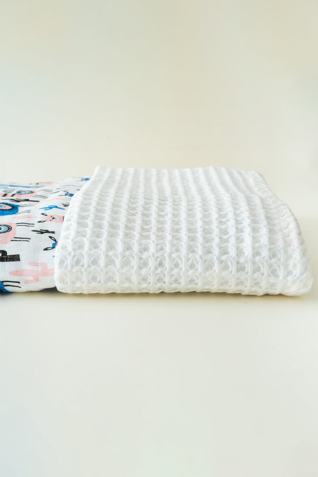 LLAMA WAFFLE-MUSLIN BABY BLANKET