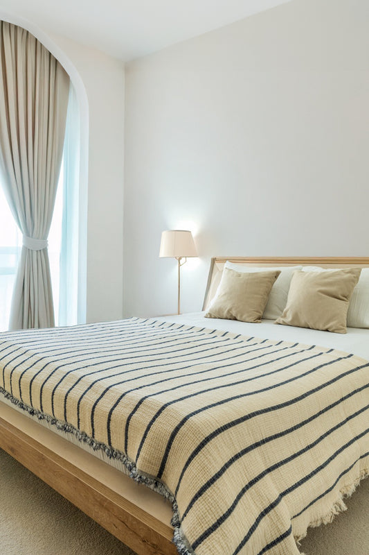 DUO NAVY CRINKLE BED COVER