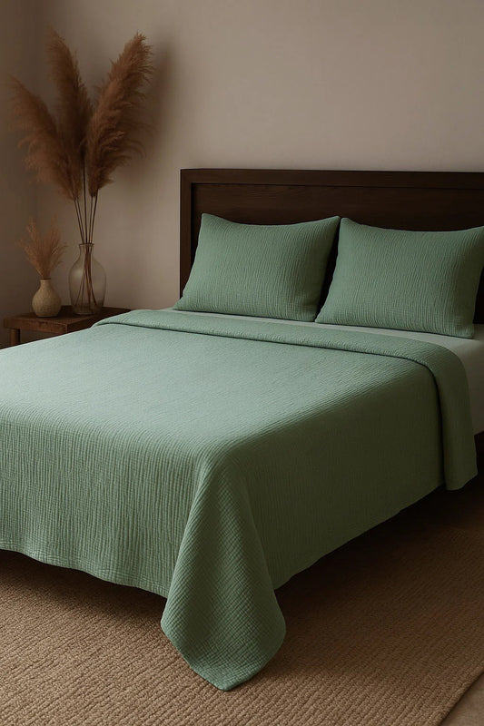 SAGE GREEN CRINKLE BED COVER SET