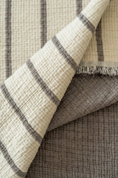 DUO BROWN CRINKLE BED COVER