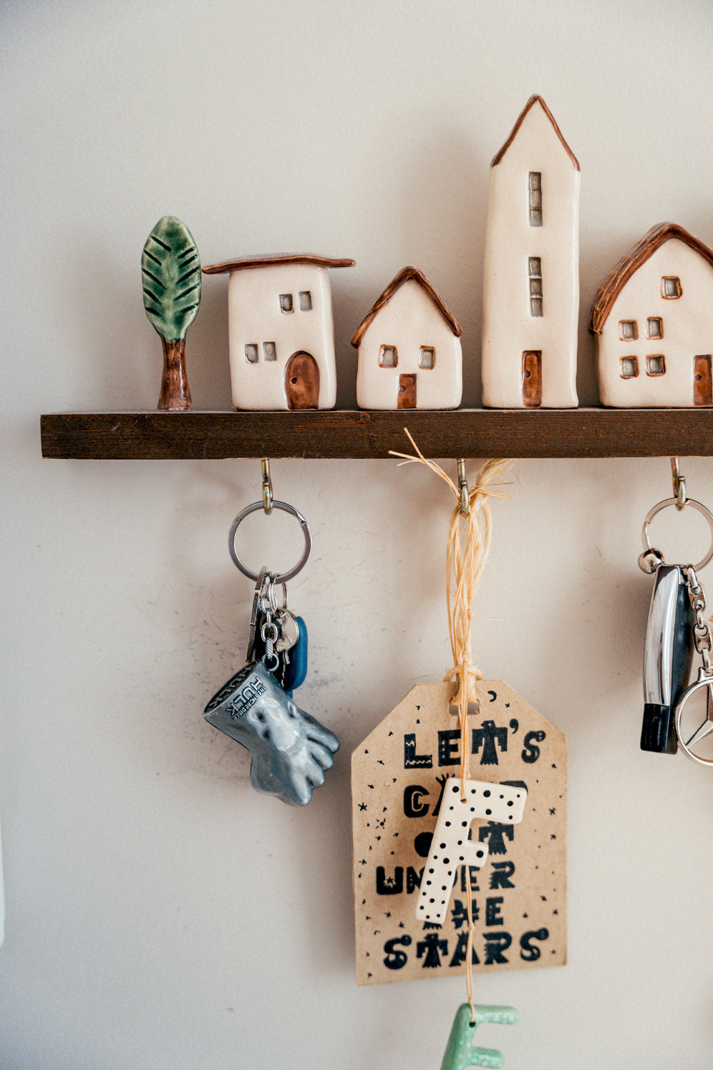 COASTAL HOUSES KEYHOLDER