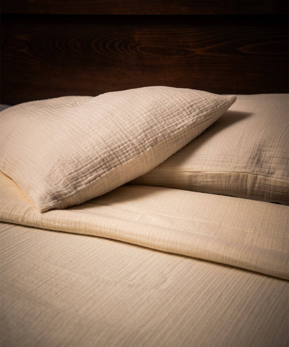 CREAM CRINKLE BED COVER SET