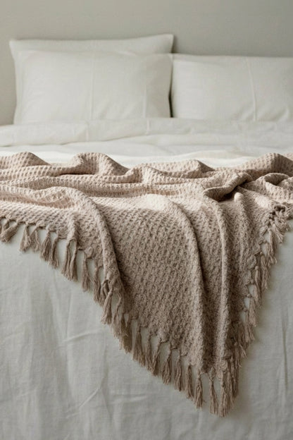 LATTE TEXTURED BEDSPREAD